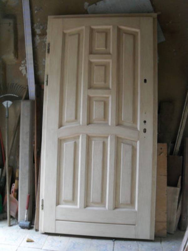 Как реставрировать старые деревянные двери с фото