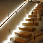 Делаем светодиодную подсветку ступеней лестницы - фото