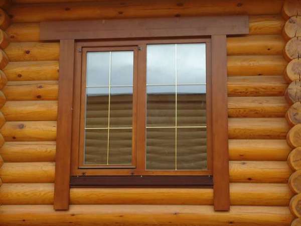Какие окна выбрать для деревянного дома - фото
